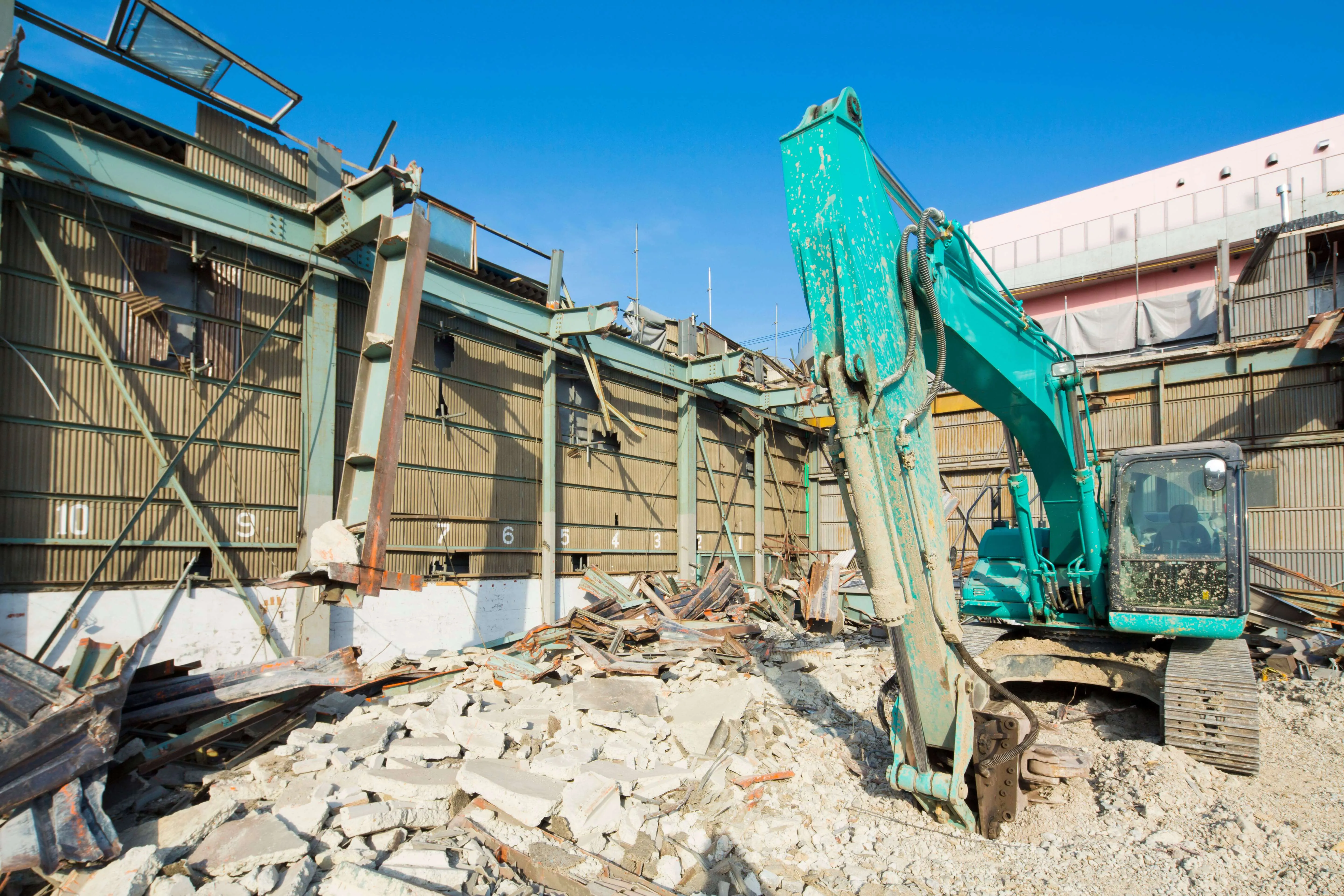 鉄骨造解体工事の特徴